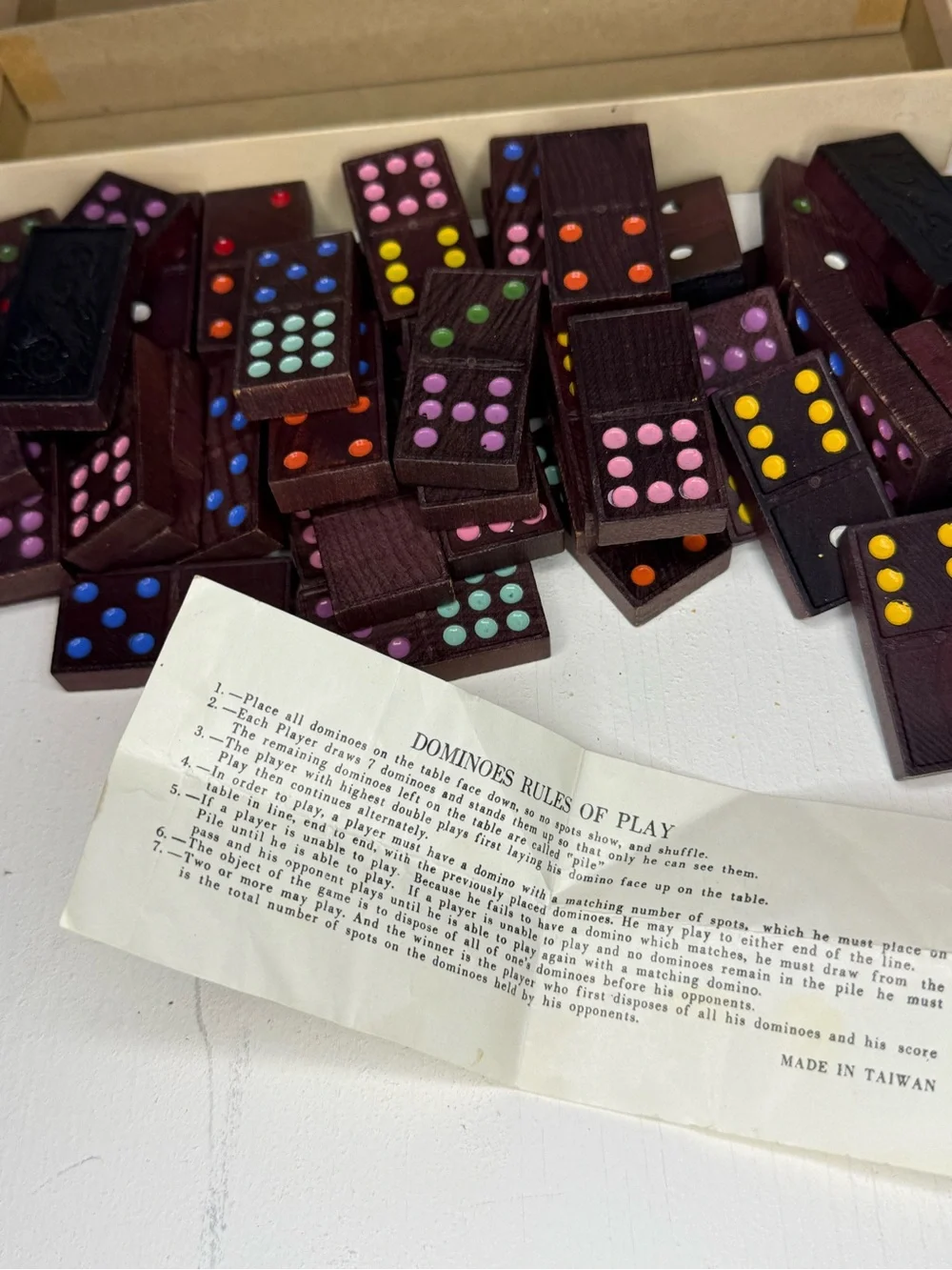 Vintage Dragon Dominoes with colored dots by Halsam Set Box GUC 920-C 55 Pieces
